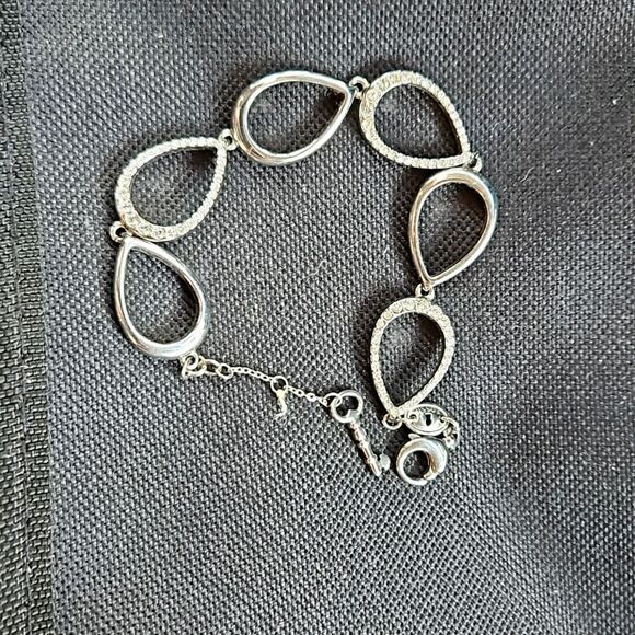 Fossil Silver and Rhinestone Link Bracelet - Picture 2 of 4